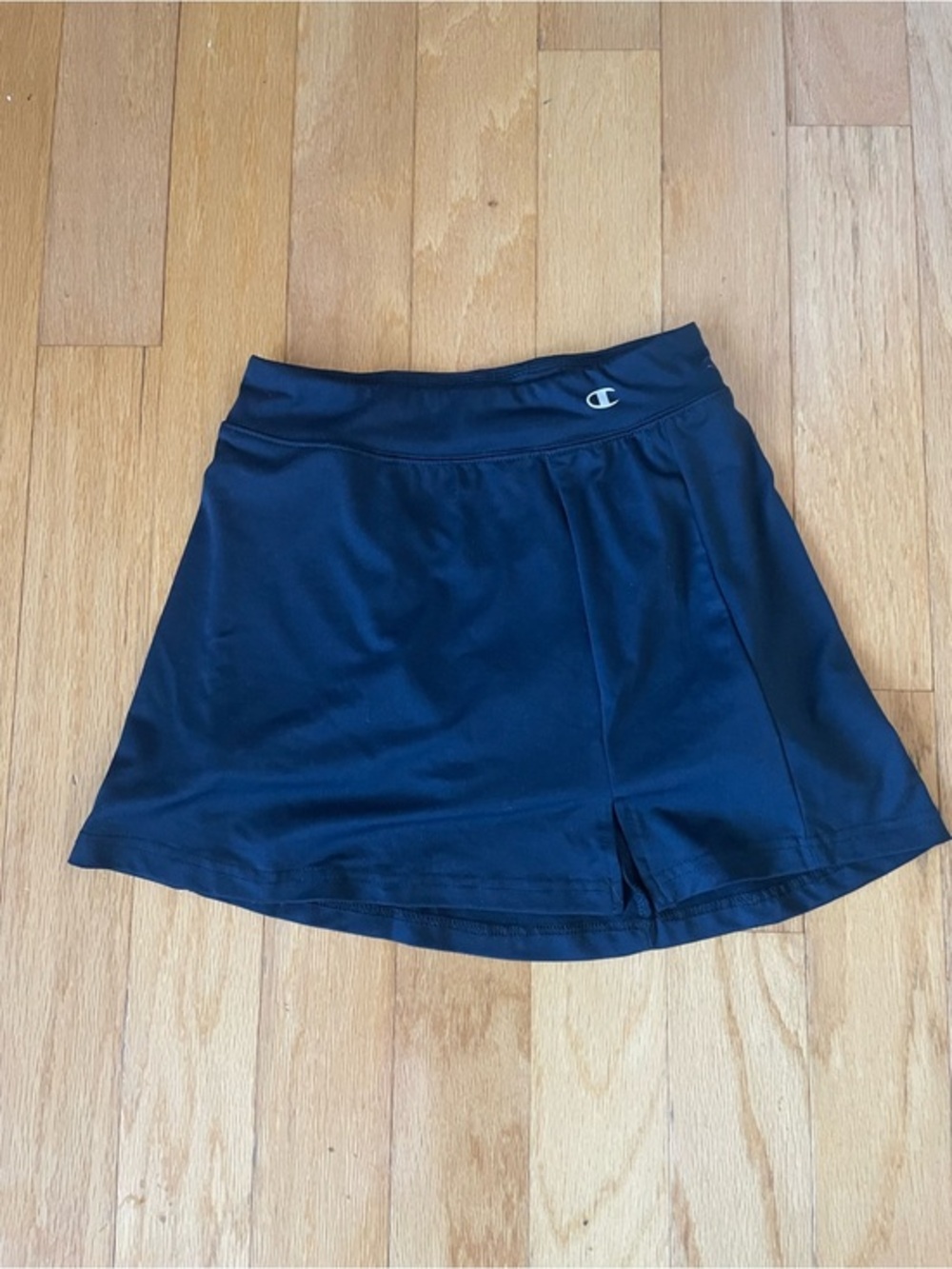 Champion Women's Navy Blue Athletic Skirt Shorts/Leggings - M (10/12)